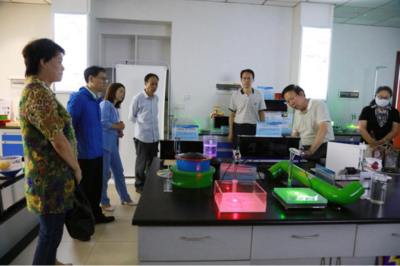 杨祖培副校长参加“卓越教师科学实验”课程研讨会